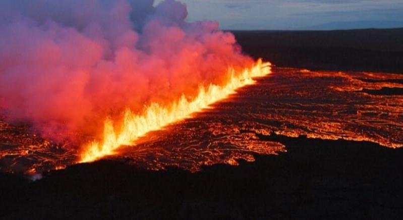 Mérgező gáz ömlik egy 2,5 kilométer hosszú izlandi vulkán-hasadékból