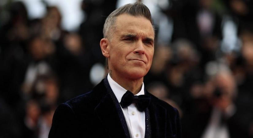 Robbie Williams: Édesanyám azt sem tudja már, ki vagyok