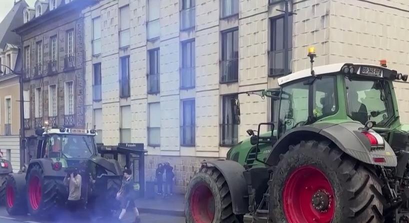 Drasztikusan átalakítaná a közös agrárpolitikát az Európai Bizottság, Ukrajnába küldhetik a gazdák pénzét  videó