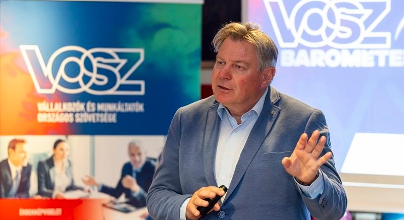 VOSZ Barométer: nem javul a vállalkozói hangulat