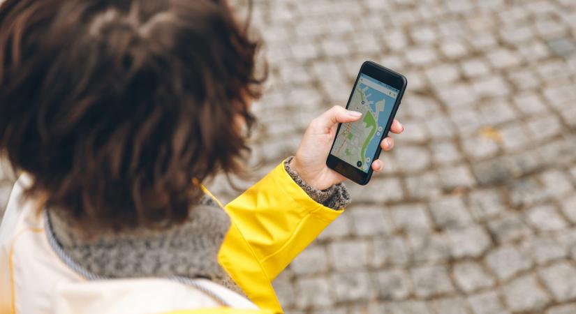 Az unió eltörölte a roaming díjat Ukrajnában, a Fidesz-KDNP EP-képviselőcsoport követeli, hogy tegyék ezt meg a Nyugat-Balkánon is