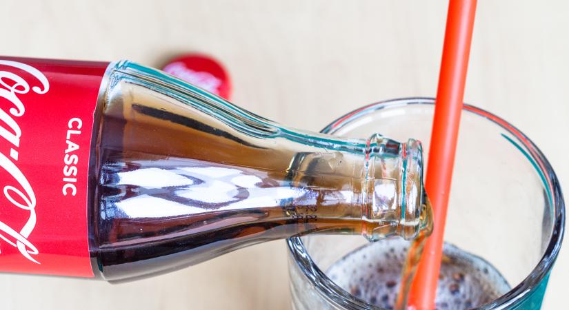 Úgy néz ki, Donald Trump kérésére a Coca-Cola változtat az eredeti receptjén – Az elnök szerint „egyszerűen jobb” lesz