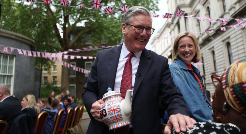 A brit kormány 16 évre csökkentené a választási korhatárt