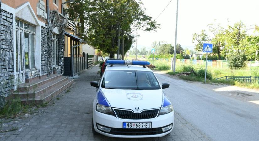 Mint a filmekben: menekülés közben dobálta ki az autóból a kábítószert