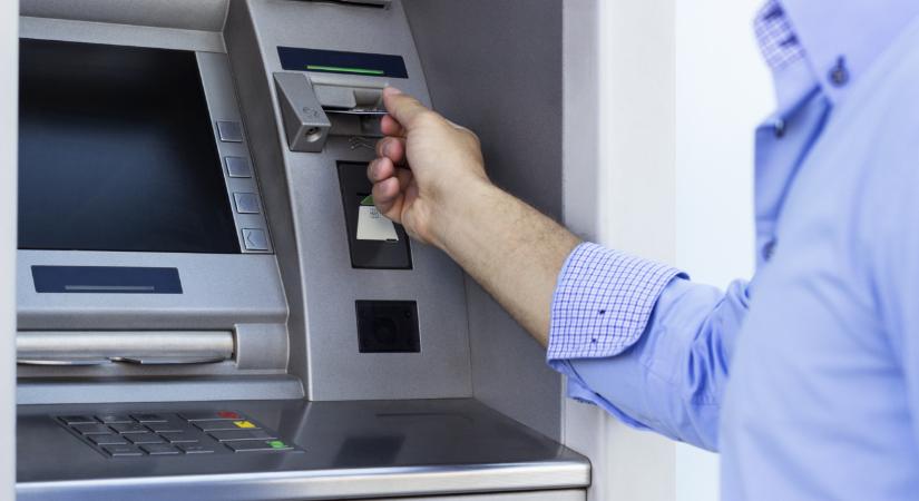 MNB: Magyarországon nemzetközi viszonylatban is drága a bankolás