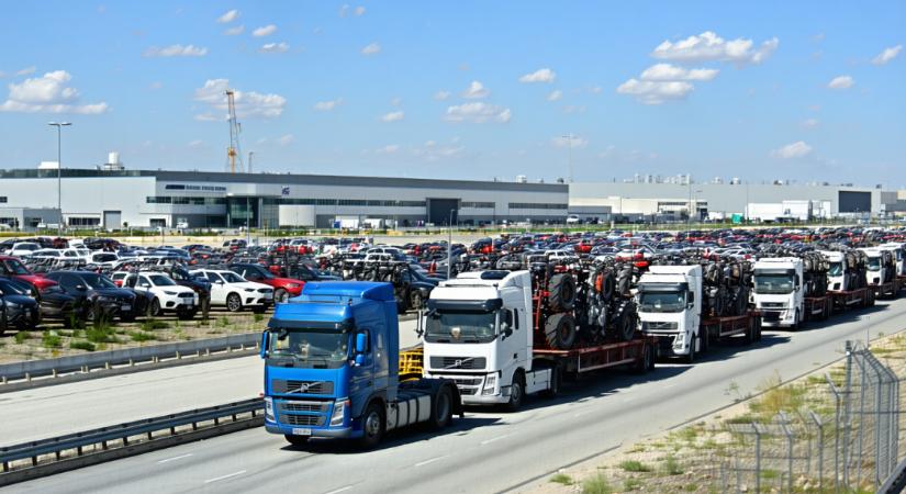 Míg az amerikai importárak alig mozdultak, az exportnál hónapok óta nem látott szintre ugrottak