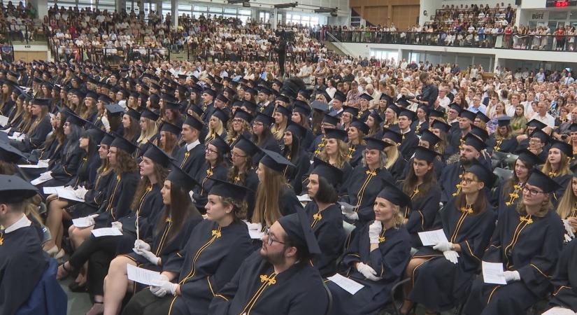 Diplomadömping az egyetemen