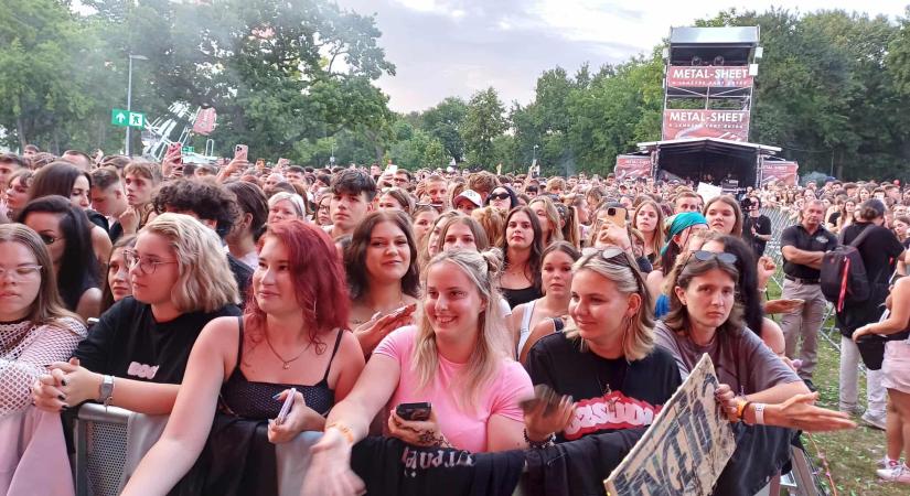 A banánjelmezes rajongó mindent vitt – Dzsúdló ismét beleszeretett Debrecenbe a Campuson