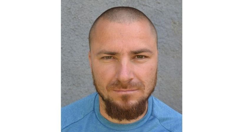 Nagyon veszélyes lehet! Országszerte keresik a szökésben lévő román férfit!