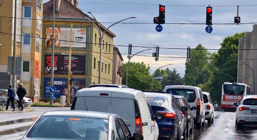 Fontos csomópont újul meg Fehérváron, sokak napjai válnak könnyebbé (galéria)