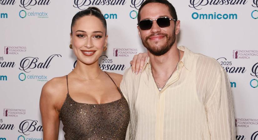 Kim Kardashian exe apa lesz: Pete Davidson párja 4 hónap járás után már terhes