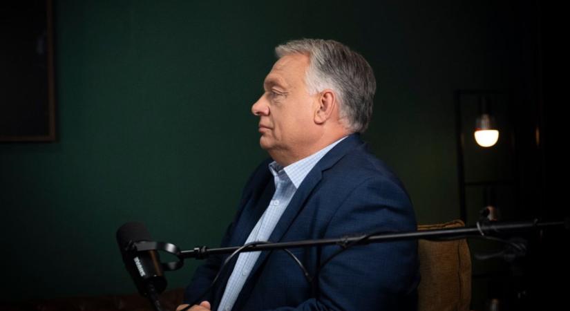 Orbán Viktor elárulta, mikor lesz látható a repülőrajt