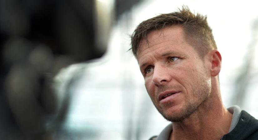 Siklóernyős balesetben meghalt Felix Baumgartner