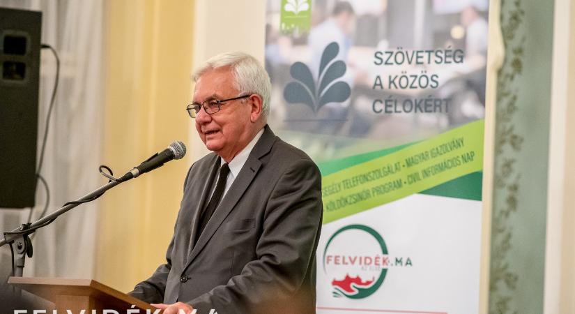 Nyolcvan esztendővel ezelőtt született Duray Miklós „a felvidéki magyar közösség lelkiismerete”