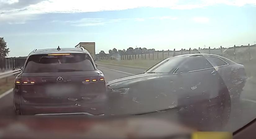 Tömegkarambol az M1-esen: sorra törte a kocsikat az audis – videó