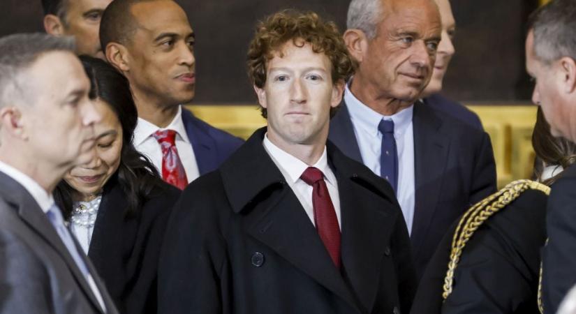 Mark Zuckerberg a célkeresztben: 8 milliárd dolláros botrány a Facebook adatkiszivárogtatás miatt