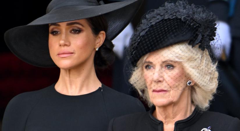 Meghan nyilvánosan üzent Kamillának: sejtelmes posztja felrobbantotta a netet
