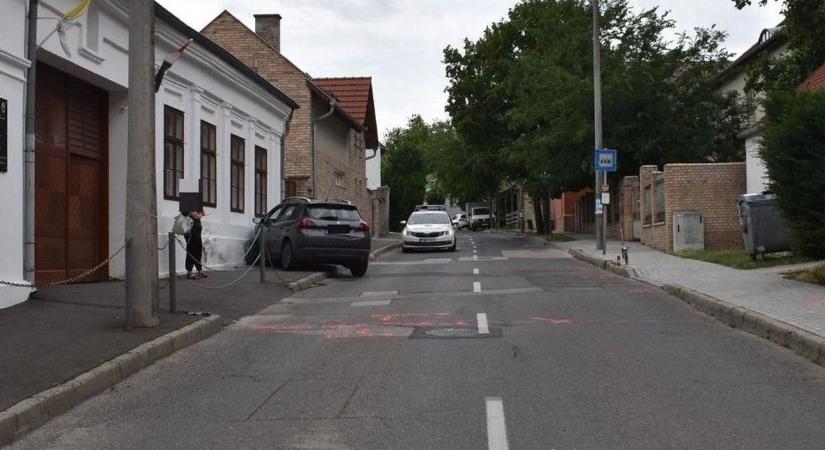 Húszan voltak az óvodában, amikor egy autó csapódott az épületnek