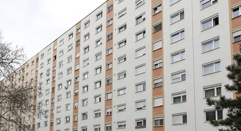 Megállt a panelek áremelkedése júliusban