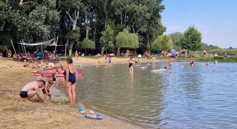 Brutál kedvezményekkel csábít a Balaton partja