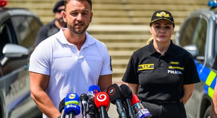 A cseh országos rendőrfőkapitány elnézést kért a cseh rendőrség szóvivőjének helytelen kijelentései miatt