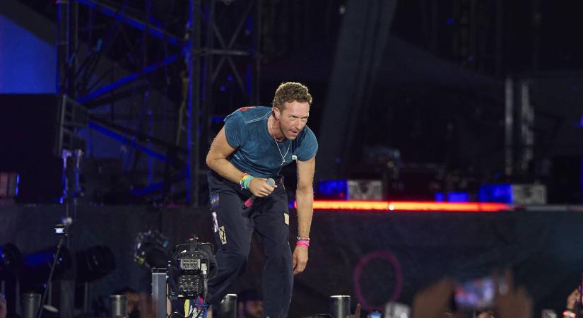 Hogy mi? Coldplay koncerten bukott le a hűtlen pár