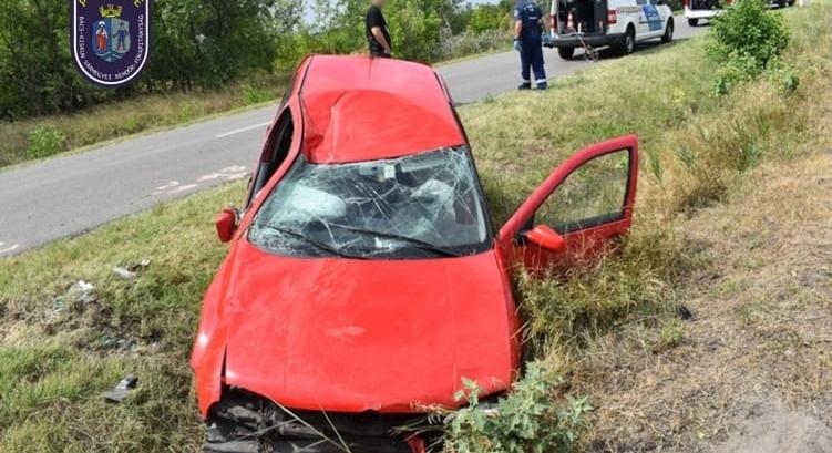 Két fiú ellopott egy autót Orgoványban, néhány méter után az árokban kötöttek ki