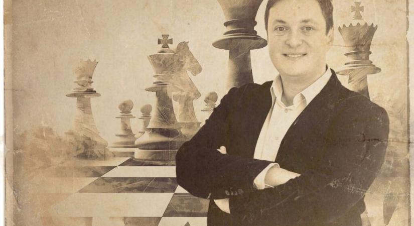 Rózsa Zsombor: Minden mező egy történet, minden báb egy szimbólum