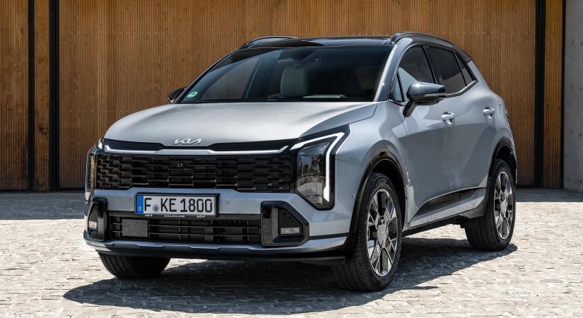 Szélesebb arccal érkezett meg a megújult Kia Sportage