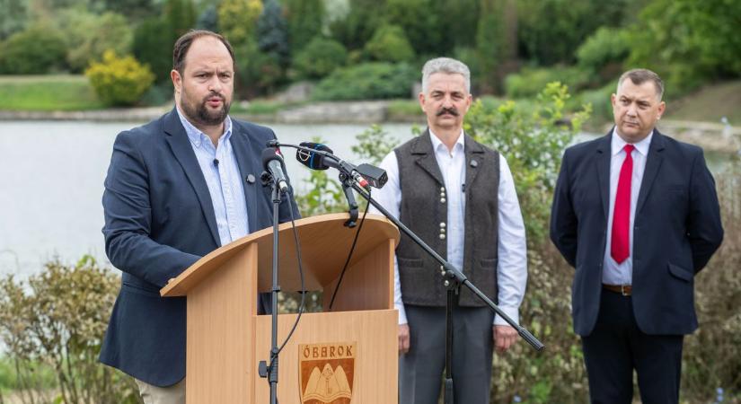 Az elszakított országrészek magyarsága és a honiak közös akarata