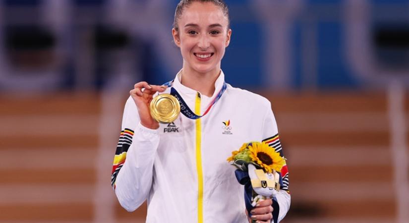 Váratlan bejelentés: 25 évesen visszavonul az olimpiai bajnok tornásznő
