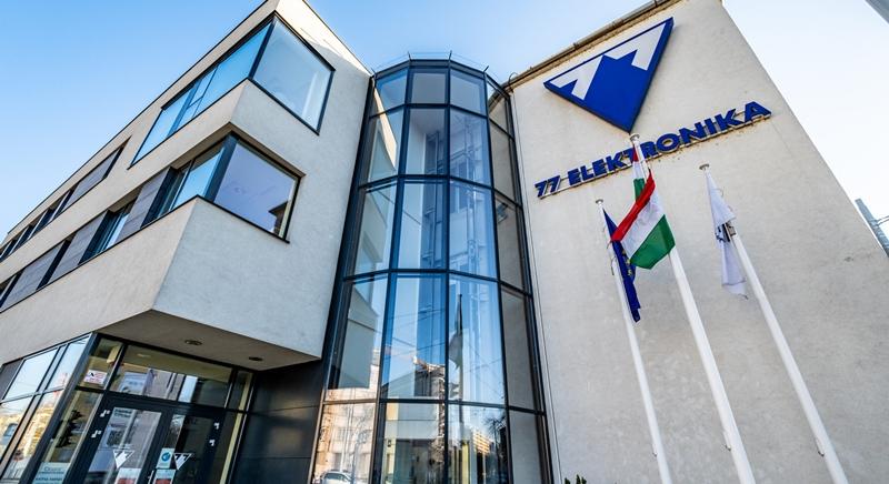 Négymilliárdos fejlesztés a 77 Elektronika Kft.-nél