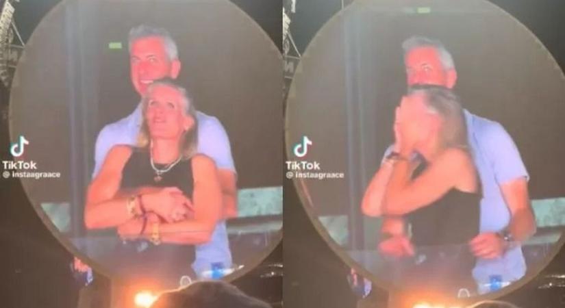 Lebuktatta a csókkamera a házas vezérigazgatót egy Coldplay-koncerten (videó)