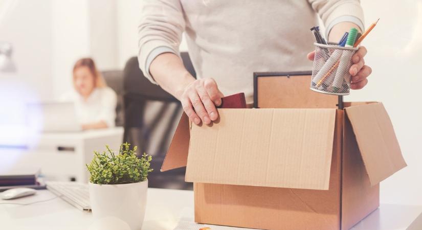 Azonnali hatályú felmondás táppénz alatt – így döntött a Kúria