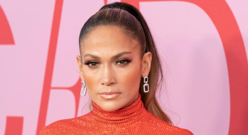 Extravagáns, művészi bútorok: ilyen lesz Jennifer Lopez pazar budapesti öltözője!