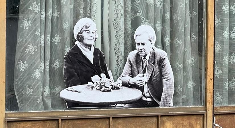 Weöres Sándor és Károlyi Amy beugrott egy feketére a szombathelyi Nagyszállóba