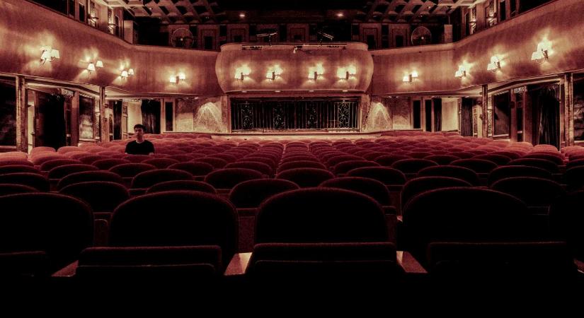 Veszélyben a kulturális közintézmények hétvégi tevékenysége?