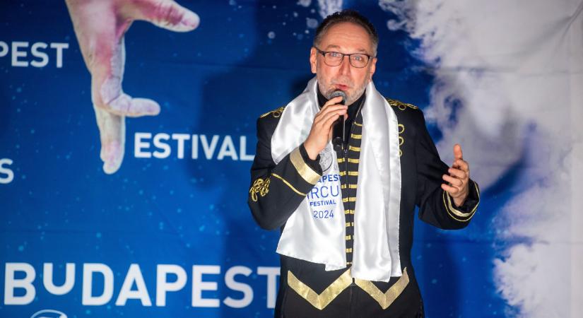 Országos sztárokat csábítottak el a cirkuszok a nagy ünnepre