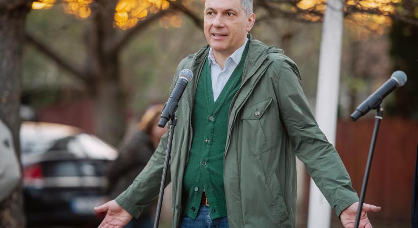 Lázár János: Brüsszel ismét támad, a Tisza Párt elárul!