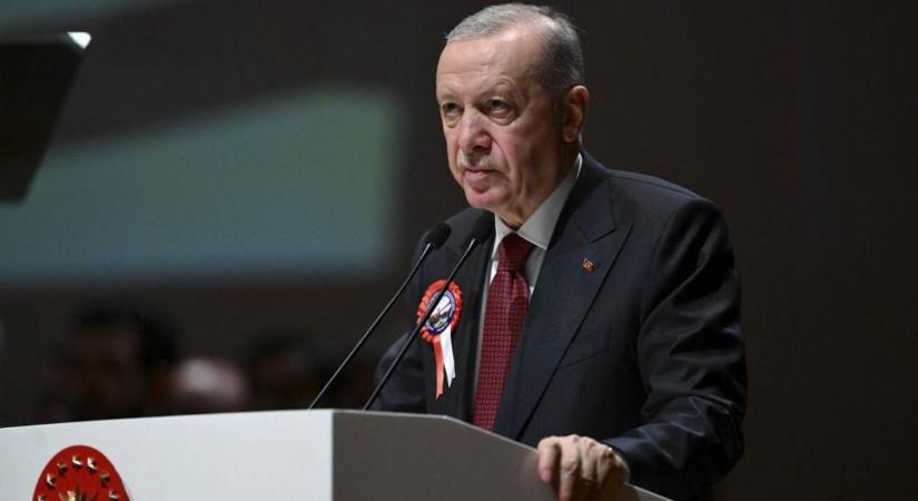 Erdogan és Putyin telefonos egyeztetése: béketárgyalások és Szíria stabilitása a középpontban