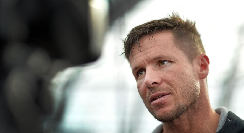 Már a levegőben megállhatott Felix Baumgartner szíve