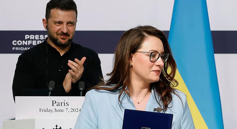 Rotáció az ukrán kormánykeréknél