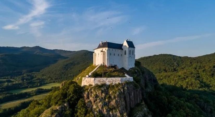 Meglepő dolgok történtek Füzéren, de nem úgy, ahogy gondolnád