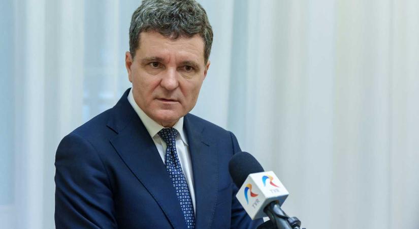 Nicușor Dan visszaküldi a parlamenthez a „legionárius-törvényt”