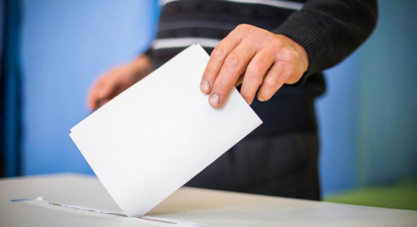 Egy fontos fideszes bástyát üthet le a Tisza egy kiszivárgott felmérés szerint