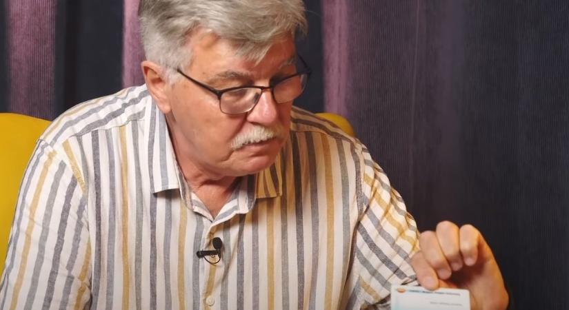Miért tépte szét a Fidesz-tagkönyvét egy ismert író és diplomata?