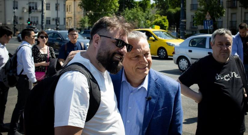 Orbán Viktor kávézott, szelfizett, közben egy régi ügy is előkerült (videó)