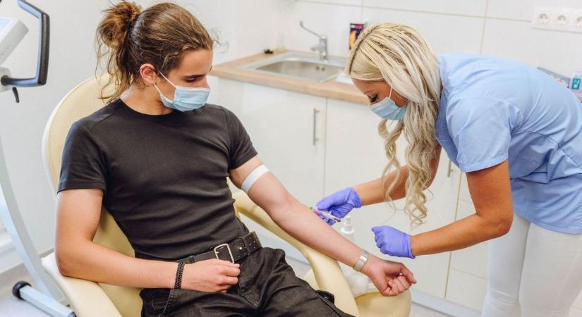 Vége a több hónapos a várakozási idő a vérvételre ezen a hajdú-bihari településen