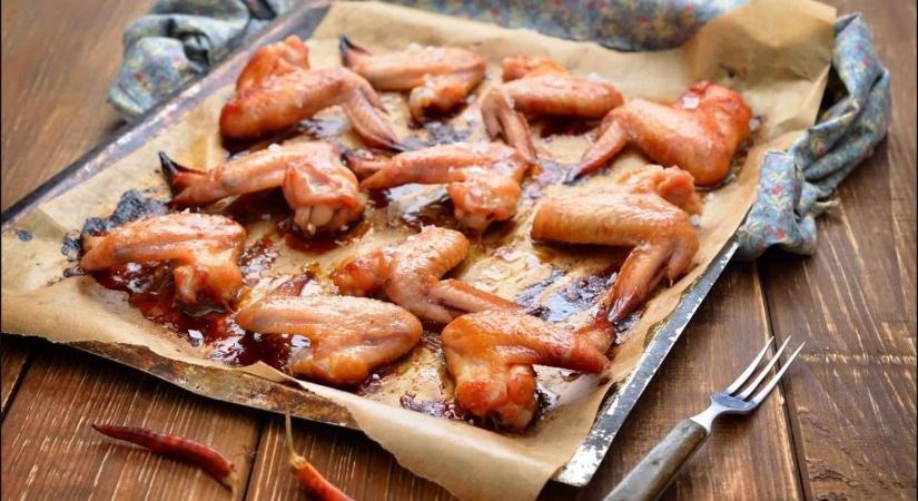 Sütve, rántva, fűszeresen : sok recept, hogy legyen tökéletes a csirkeszárny sütése
