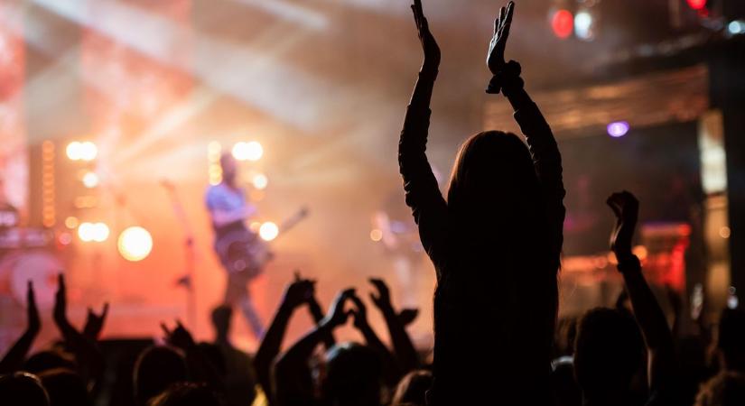 A balatoni rockfesztiválon is a beteg baranyai kisfiúnak segítenek